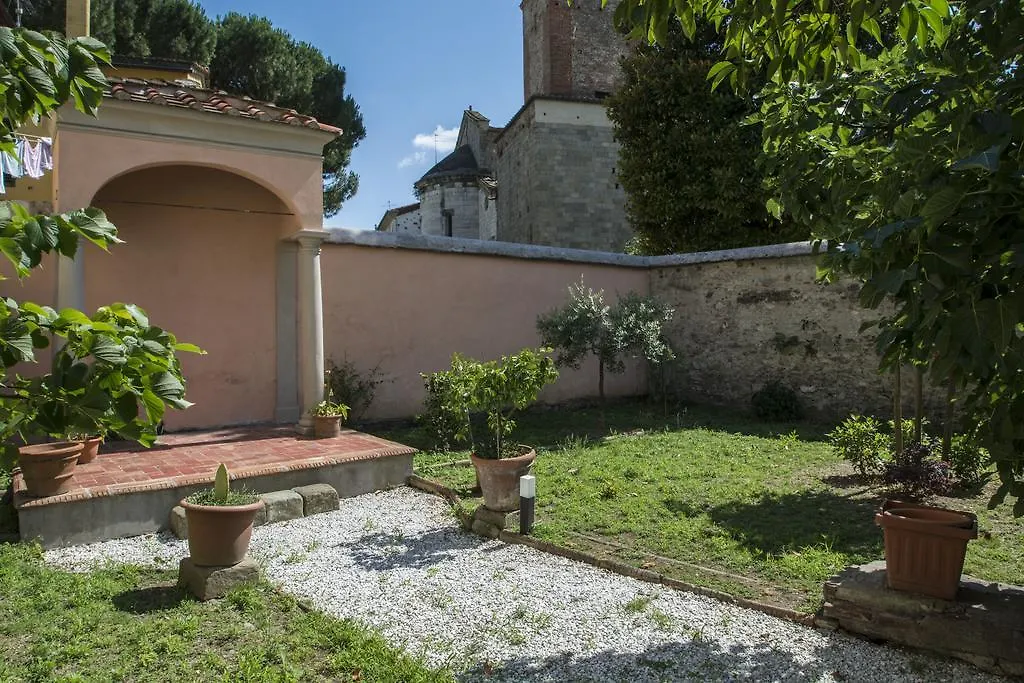 *** Bed & Breakfast Locanda Dei Fiori Pistoia Italy